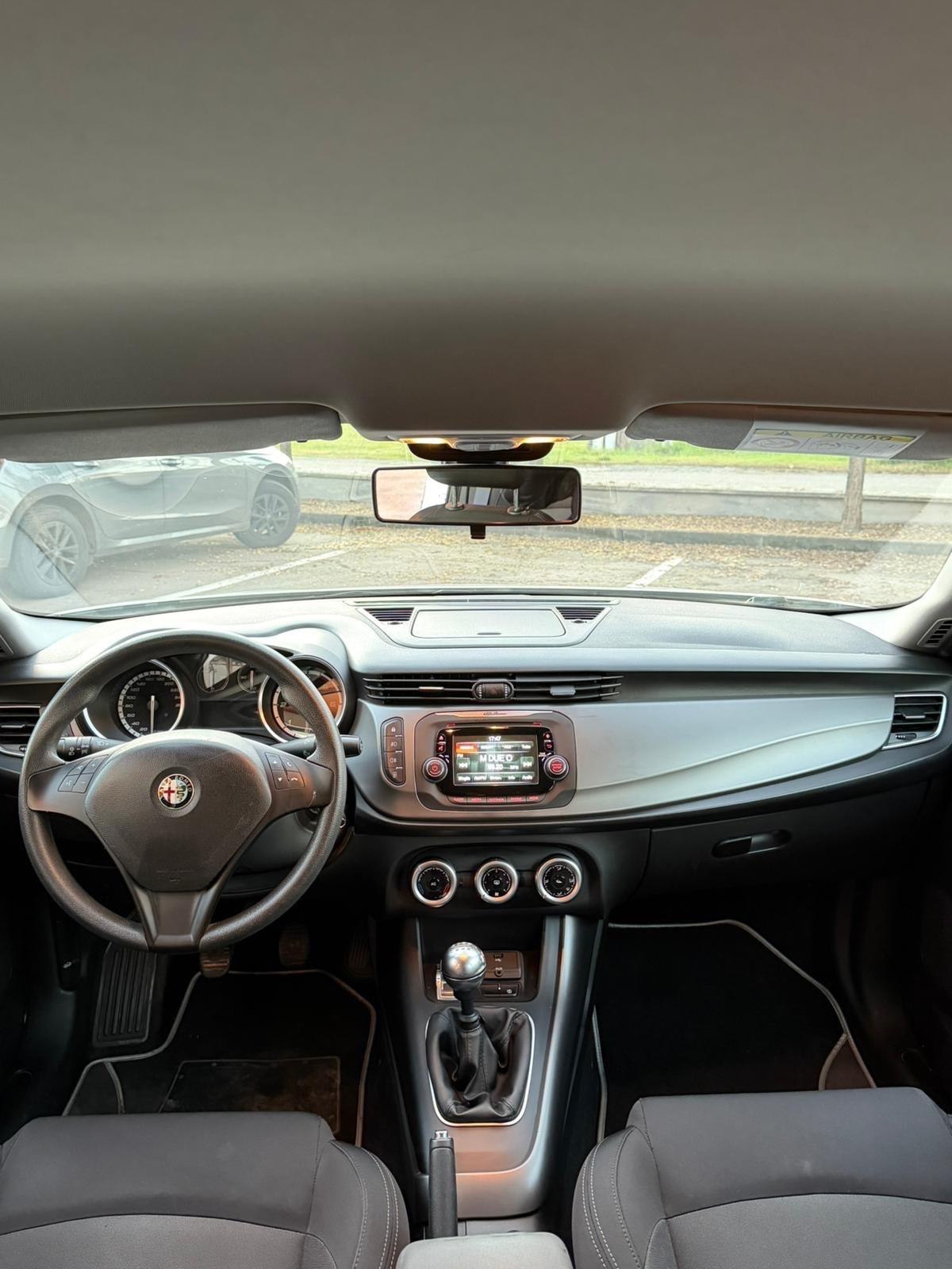 Alfa Romeo Giulietta 1.6 JTDm-2 105 CV Exclusive