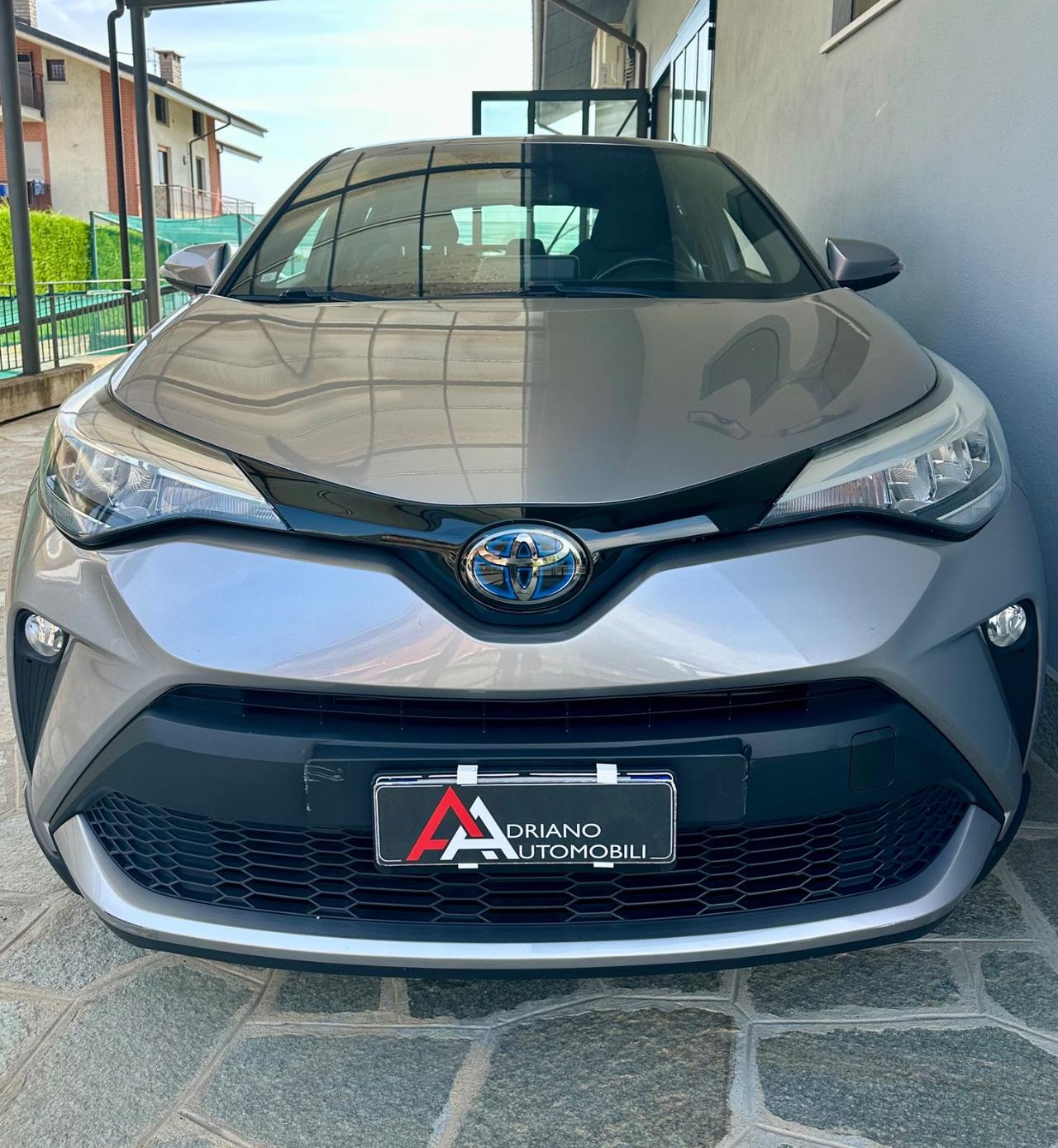 Toyota C-HR 1.8h Business e-cvt