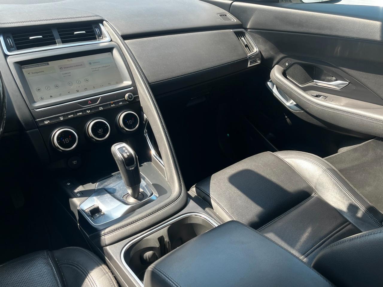 Jaguar E-Pace 2.0D 150 CV AWD aut. R-Dynamic S
