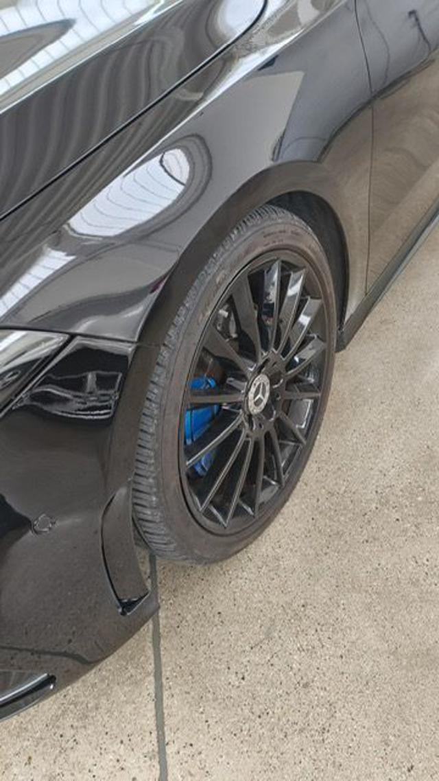 MERCEDES-BENZ A 220 Automatic Premium