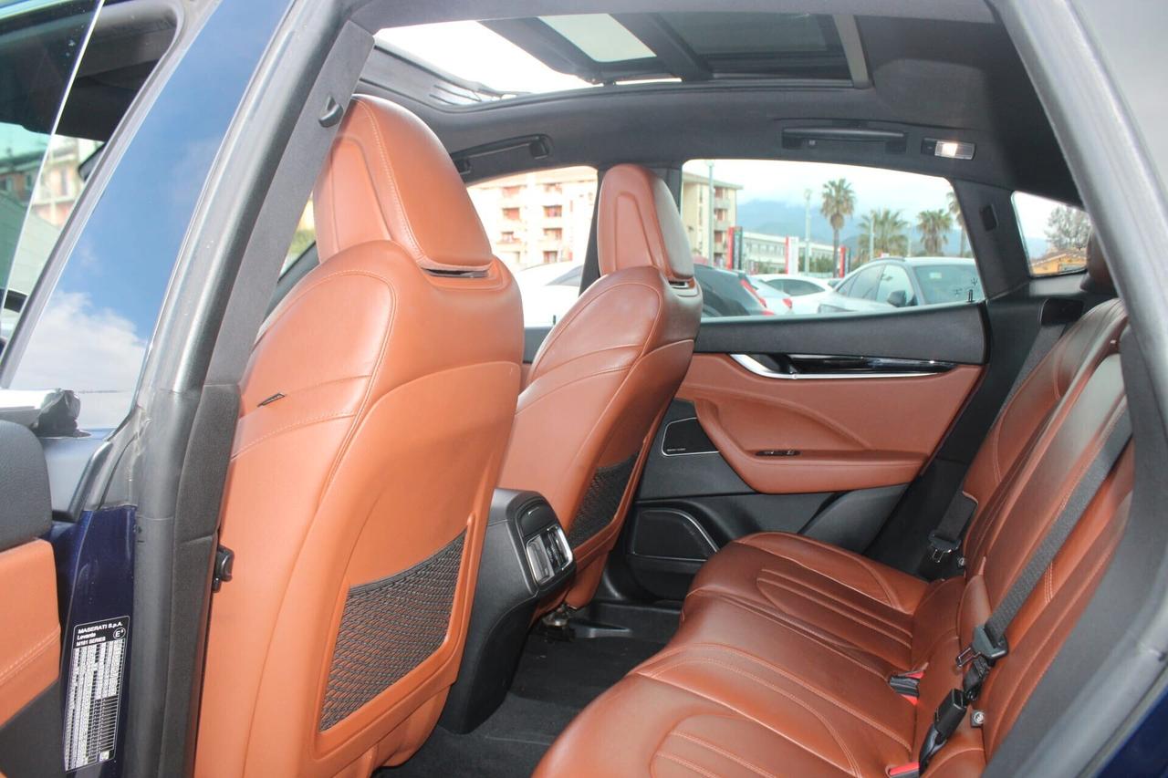 Maserati Levante V6 Diesel 275 CV AWD