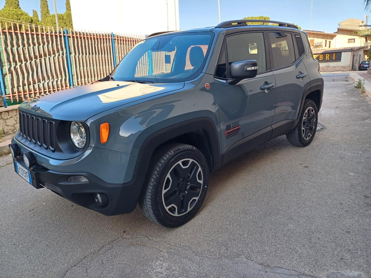 Jeep Renegade 2.0 Mjt 170CV 4WD Active Drive Low Trailhawk