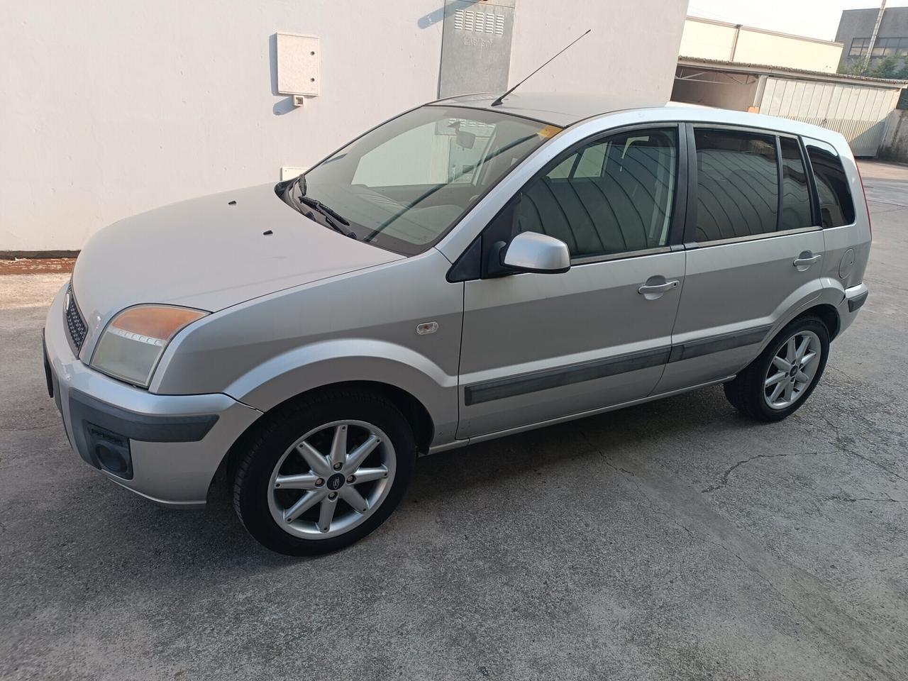 Ford Fusion 1.4 benzina garanzia