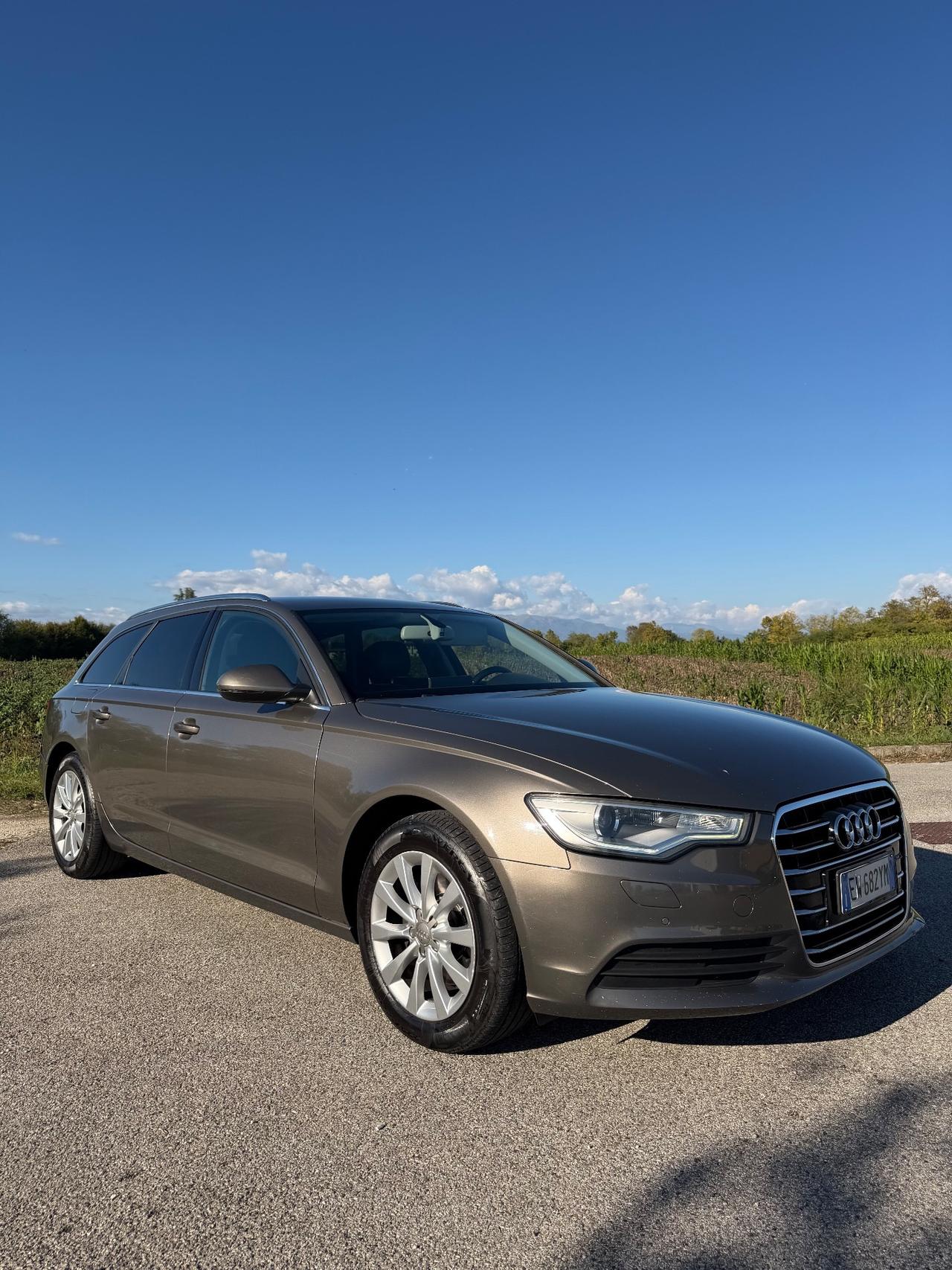 Audi A6 .
