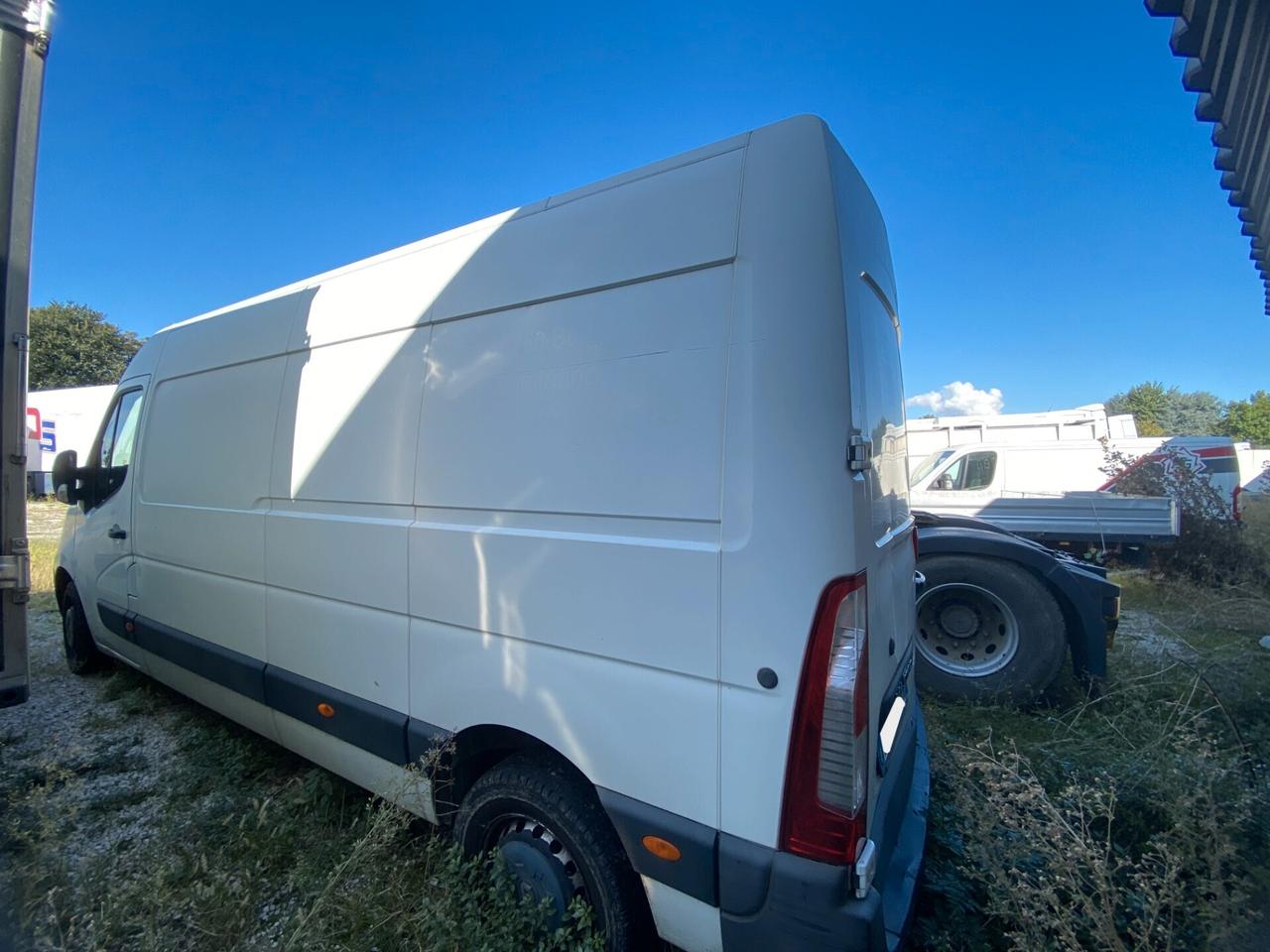 RENAULT MASTER