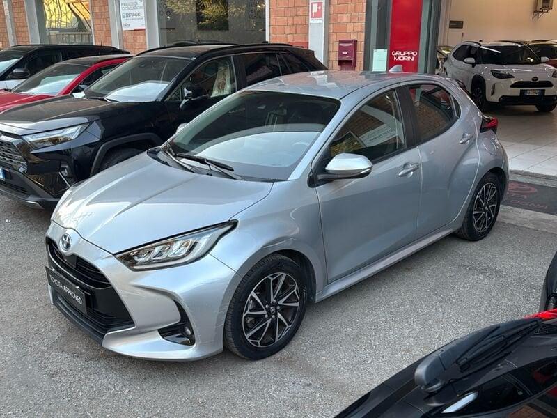 Toyota Yaris Hybrid Trend MY22