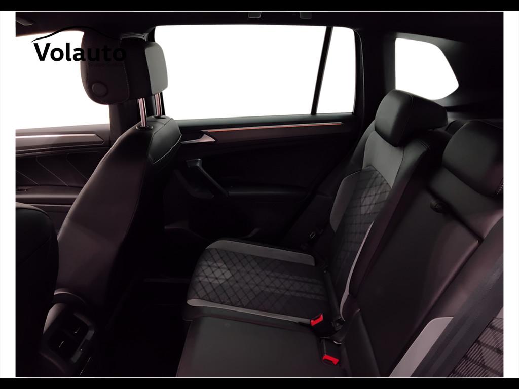 VOLKSWAGEN Tiguan II 2021 - Tiguan 1.5 tsi R-Line 150cv dsg