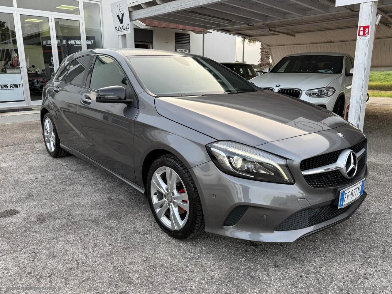 MERCEDES-BENZ A 180 d Premium