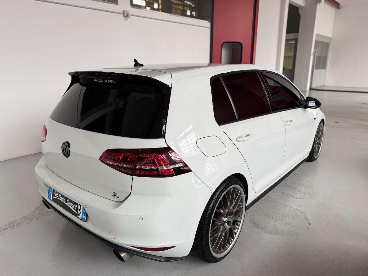 VOLKSWAGEN - Golf - GTI Performance 2.0 TSI DSG 5p. BMT