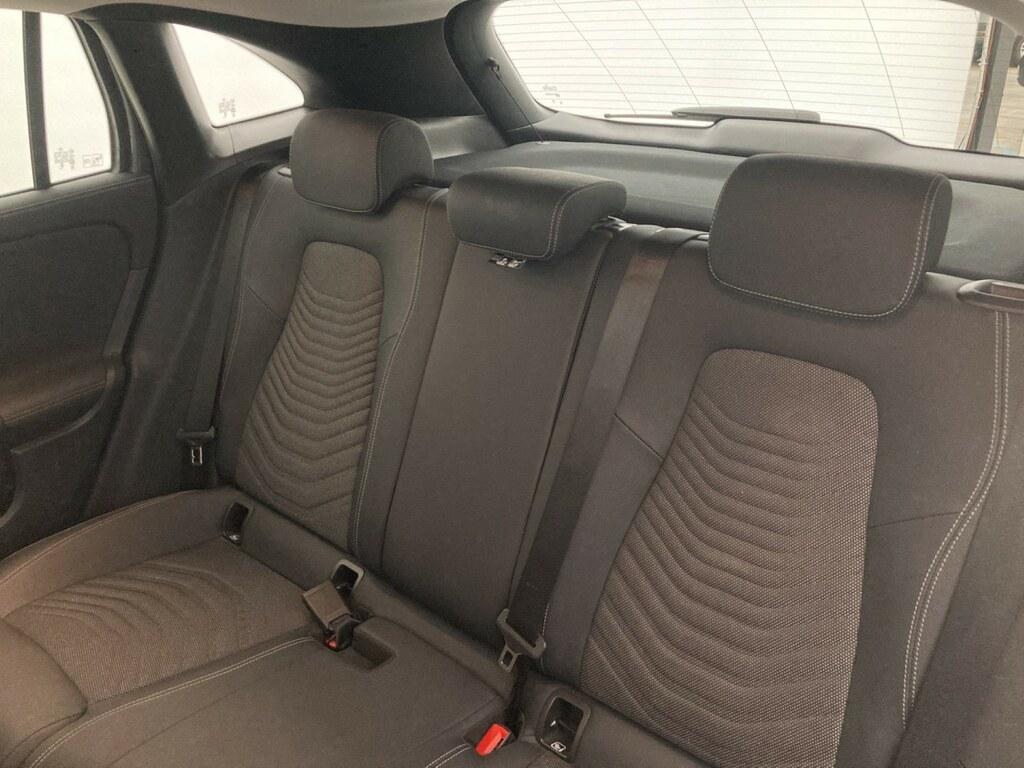 Mercedes GLA 180 180 D Progressive Advanced 8G-DCT