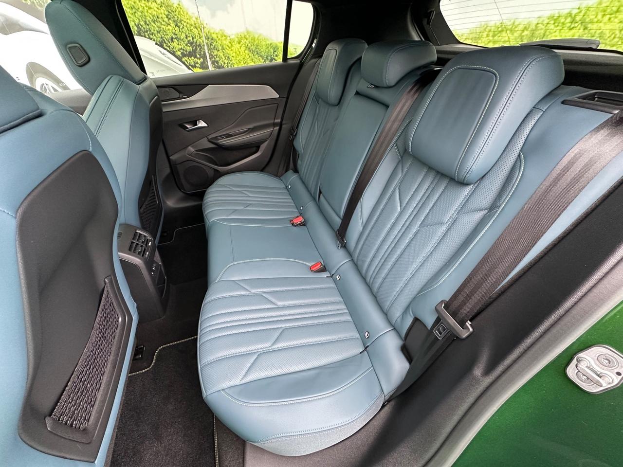 Peugeot 308 1.5 BlueHDI 130cv Eat8 GT Pack 2022