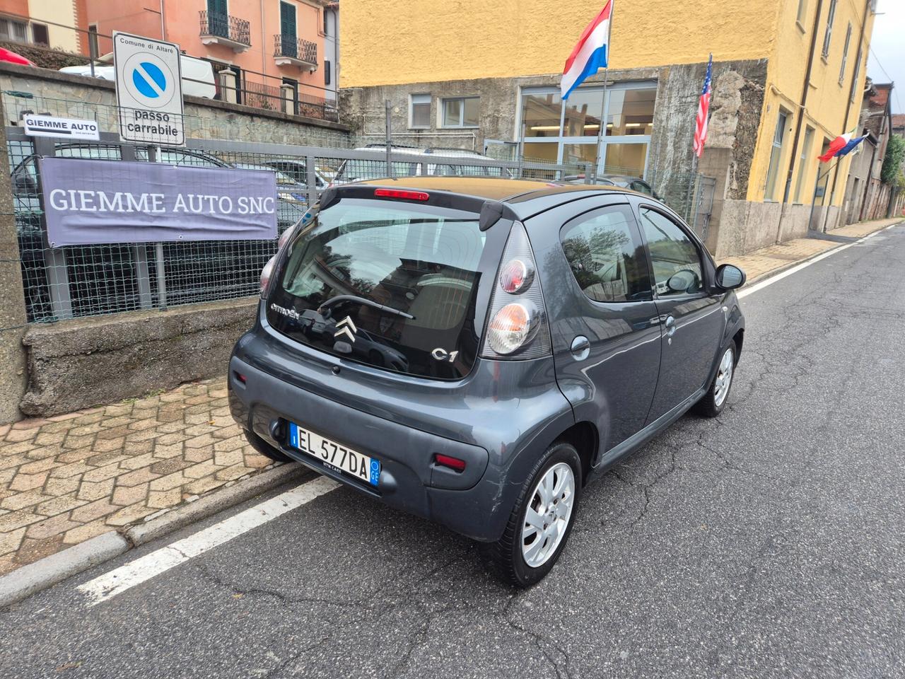 Citroen C1 1.0 5 porte Accessorize neopatentati 2012