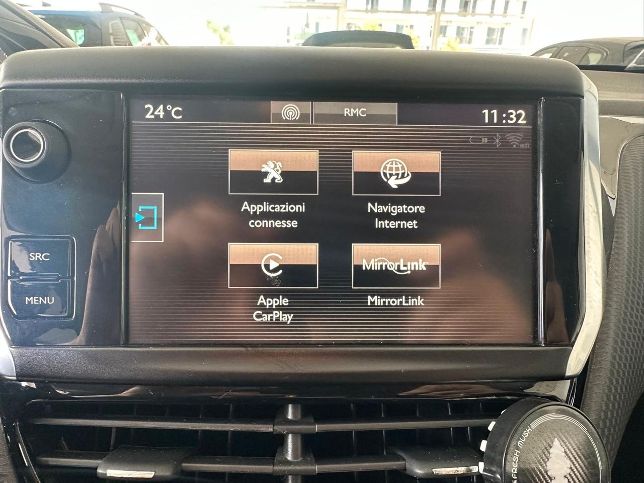 Peugeot 2008 BlueHDi 100 Allure 2016