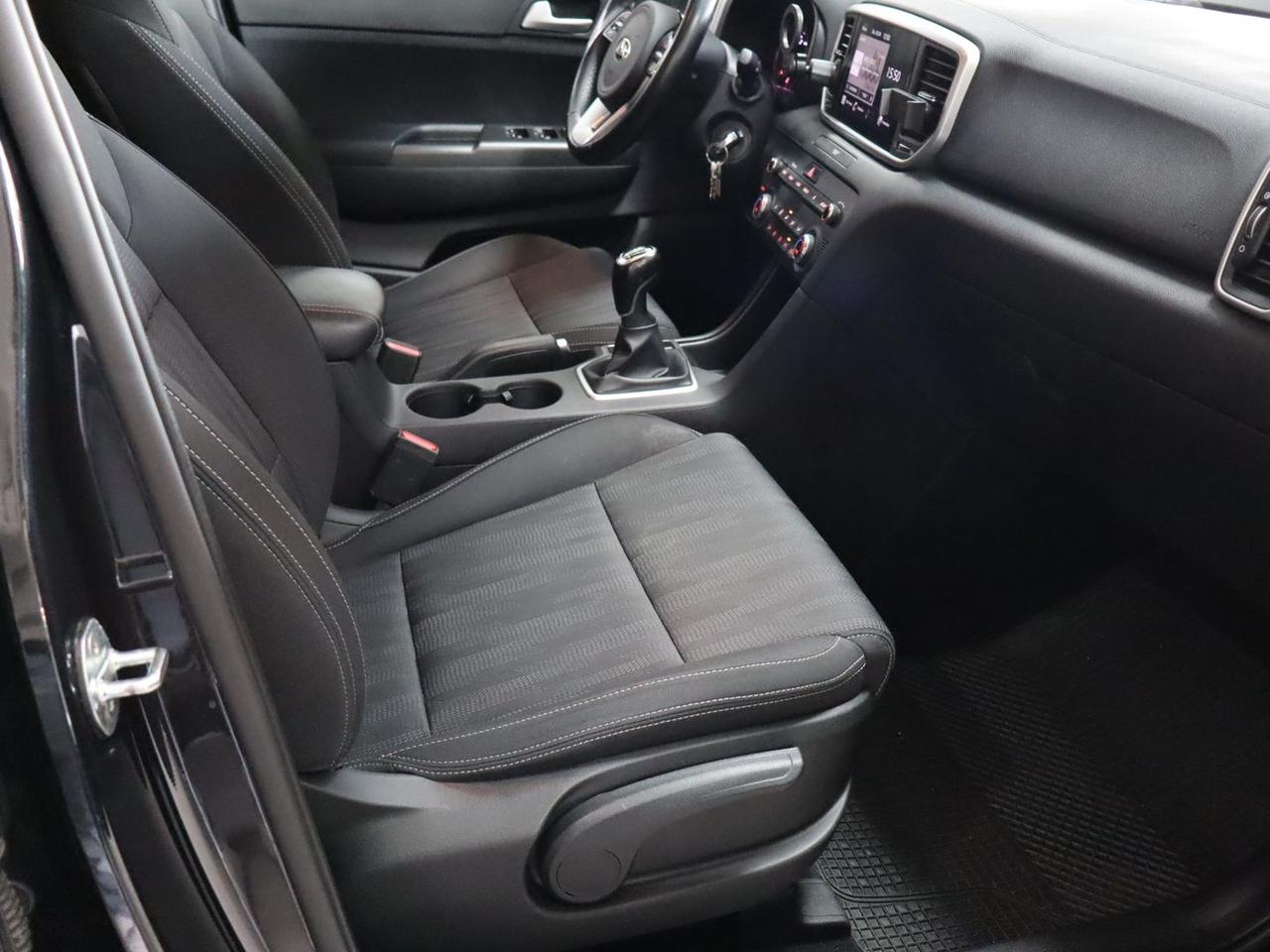 Kia Sportage Black Edition 1.6 CRDi MHEV #10248