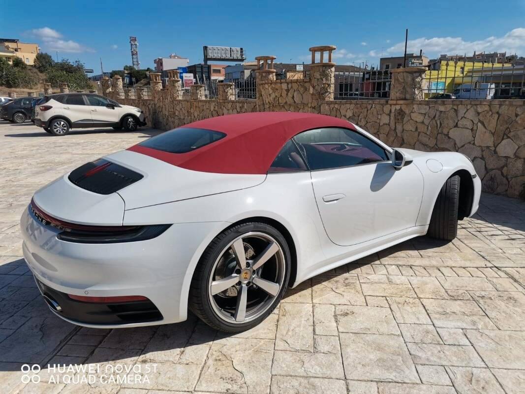 Porsche 911 Cabrio 3.0 Carrera auto