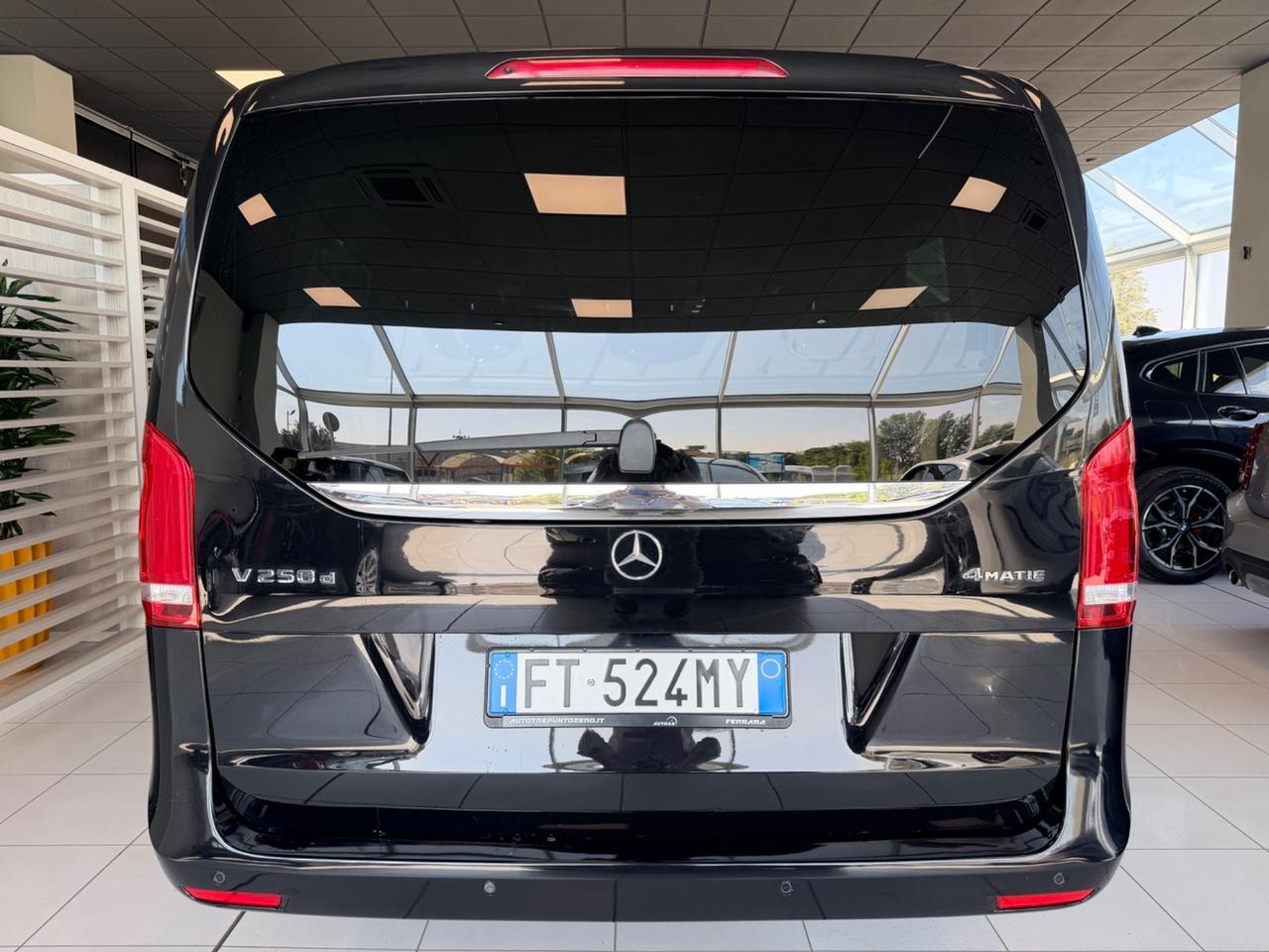 Mercedes-benz V 250 d Automatic 4Matic Premium Long