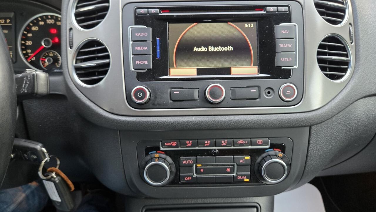 Volkswagen Tiguan 2.0 TDI DPF 4MOTION DSG Sport &
