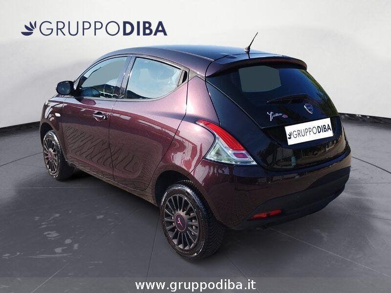 Lancia Ypsilon III 2011 Benzina 0.9 t.air elefantino ecochic metano 80cv