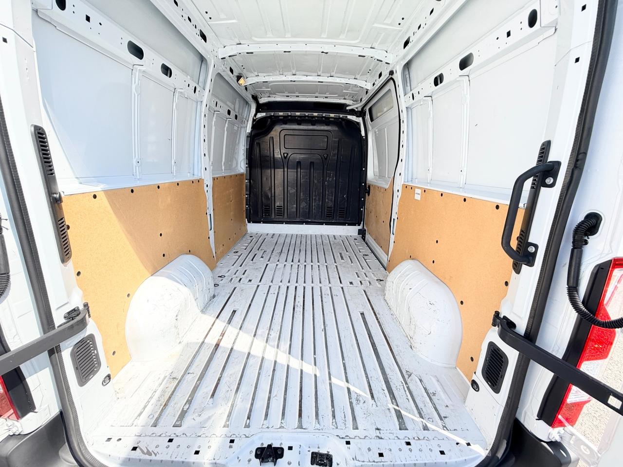 Renault Master 2.3 Diesel 150CV L2H2 2023