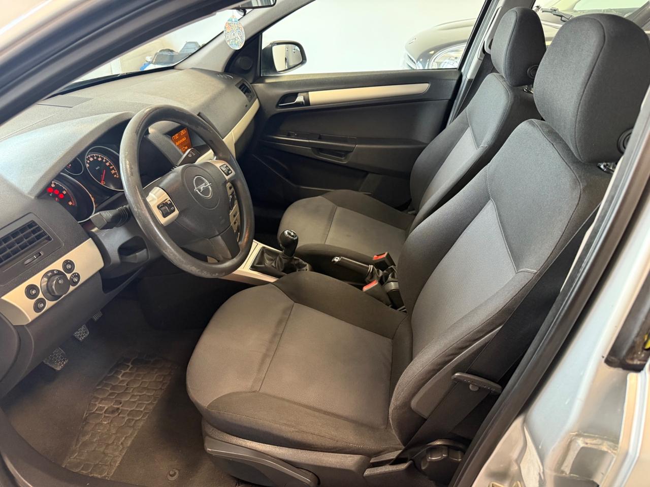 Opel Astra 1.7 CDTI 110CV 5 porte Cosmo