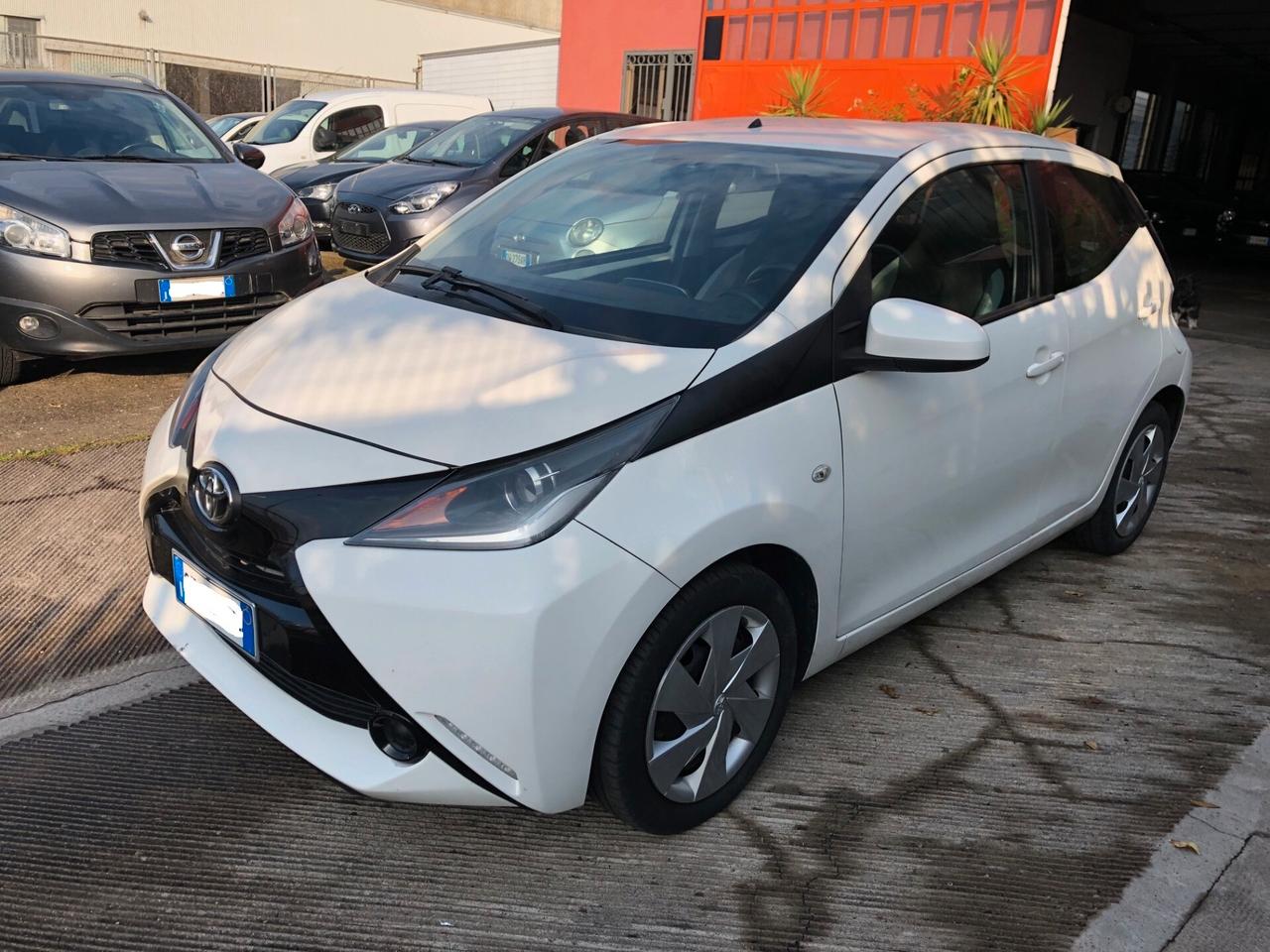 Toyota Aygo 1.0 benzina adatta per neopatentati