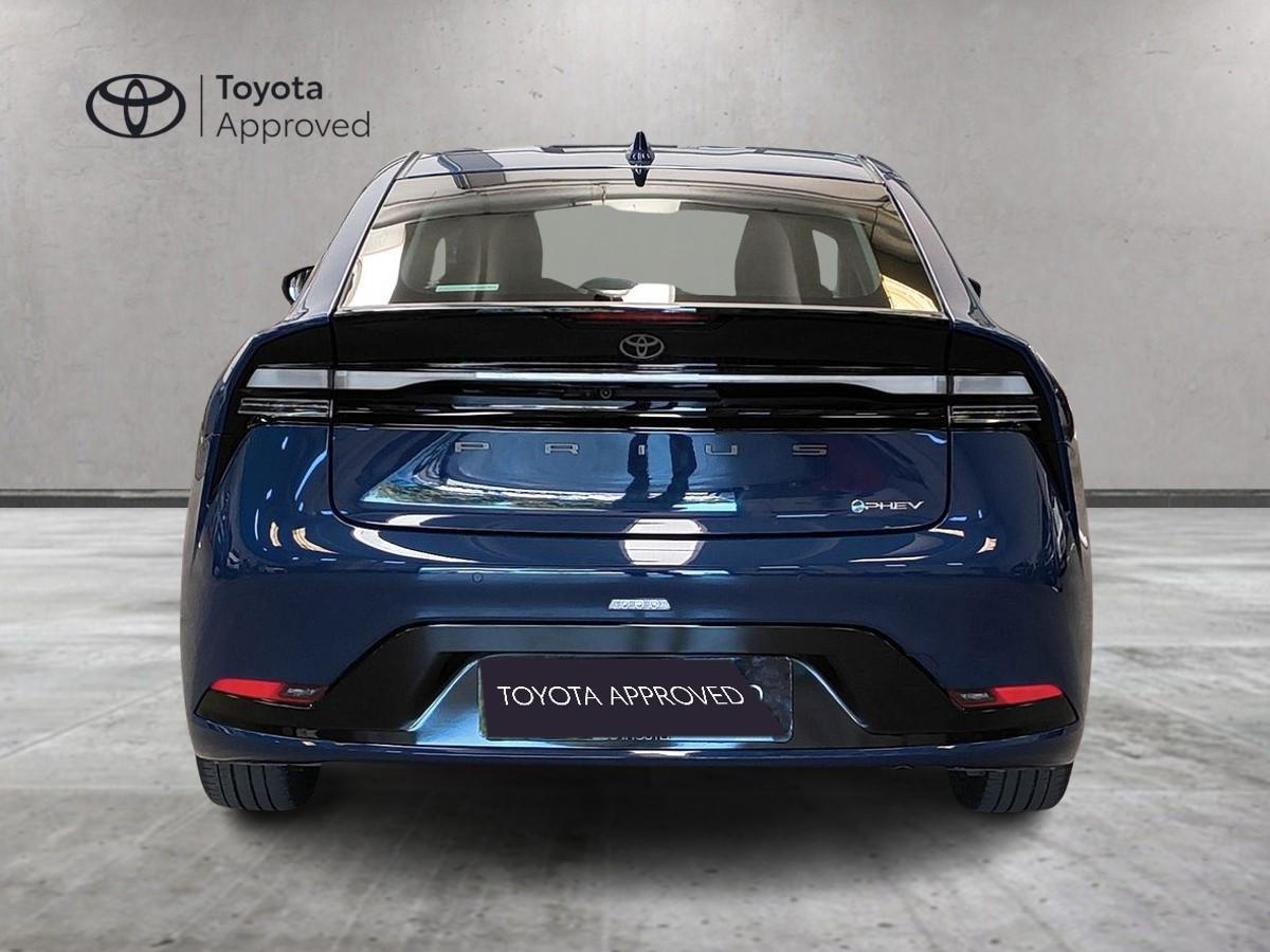 TOYOTA PRIUS PLUG IN LOUNGE MY23