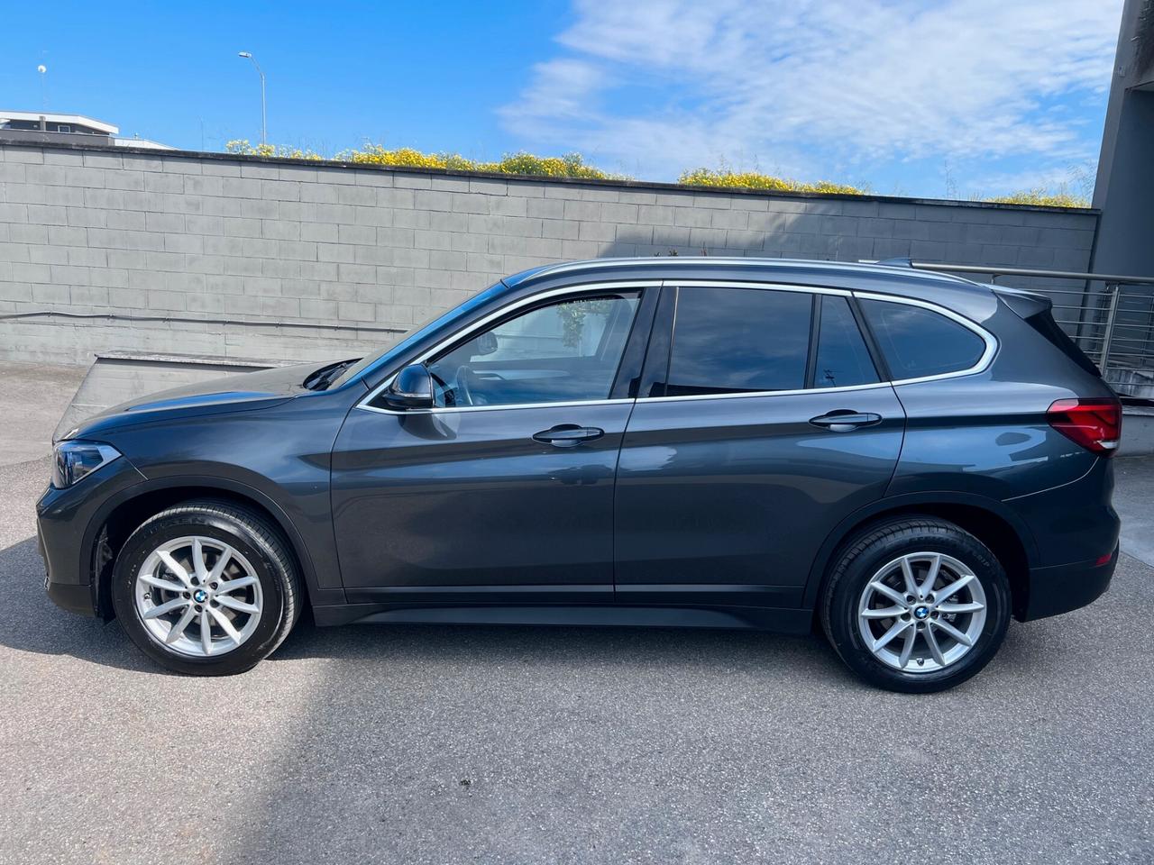 Bmw X1 sdrive16d Business Advantage auto LED/PELLE/NAVI