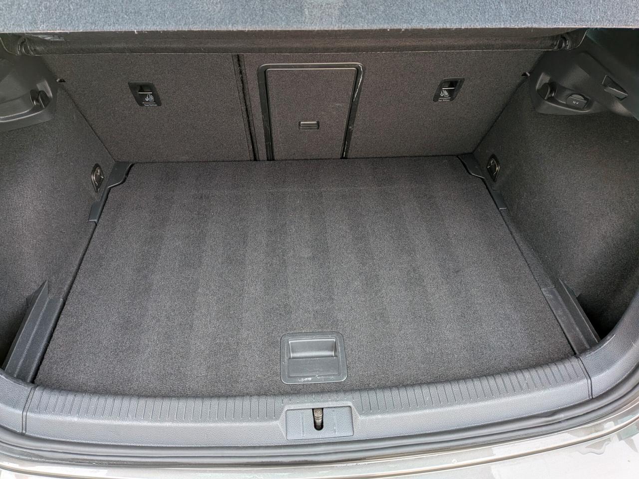 VW GOLF VII 1.6 TDI 110CV R-LINE