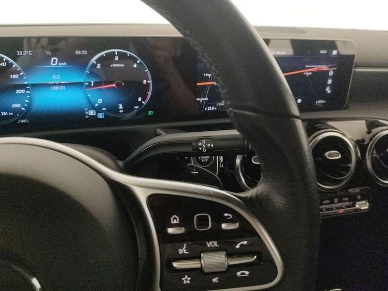 Mercedes-Benz Classe A A 200 d Sport auto