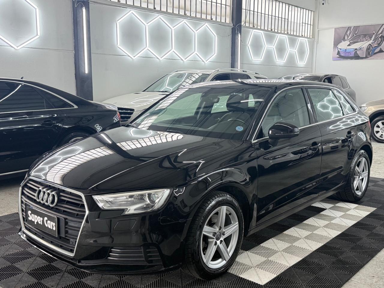 Audi A3 SPB 30 g-tron S tronic Admired
