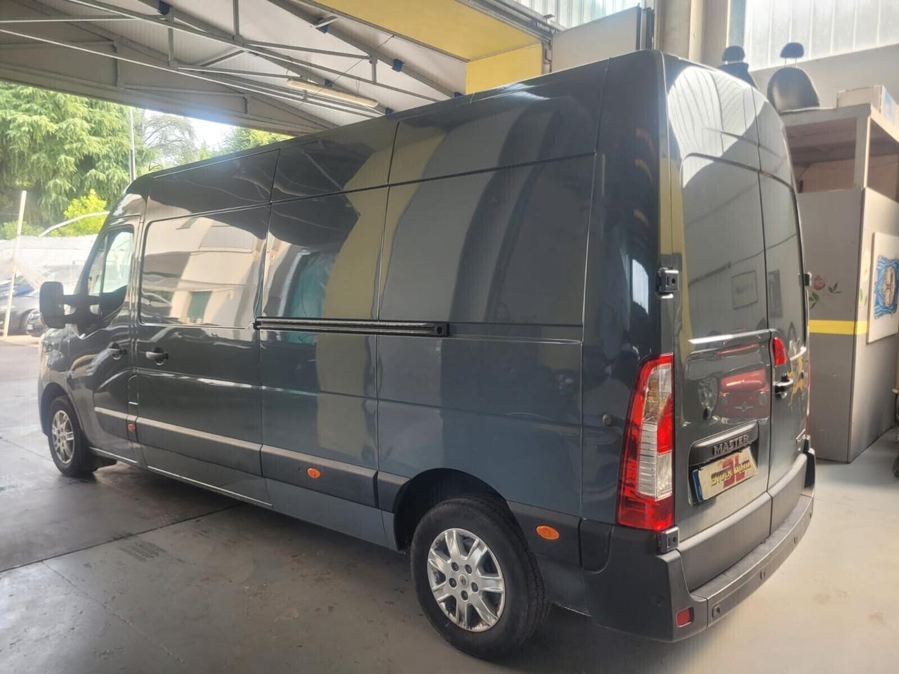 Renault Master T35 2.3 BELLISSIMO