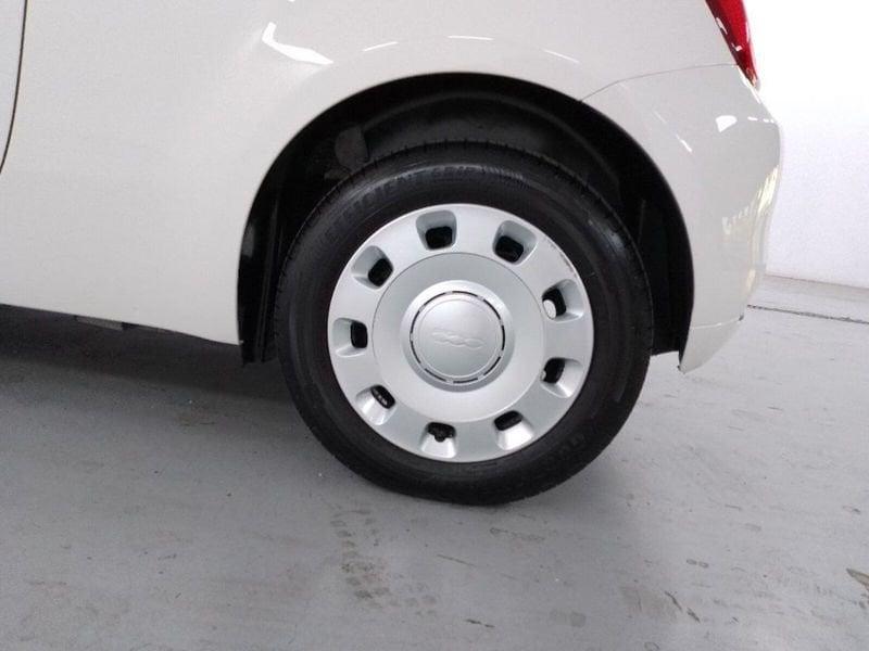 FIAT 500C 1.0 hybrid 70cv