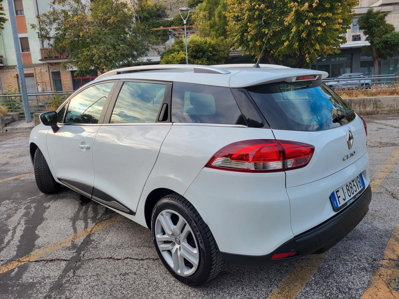 RENAULT CLIO SW SPORTER 1,5 dCi-NAVI-FOTO 2 REVISIONI