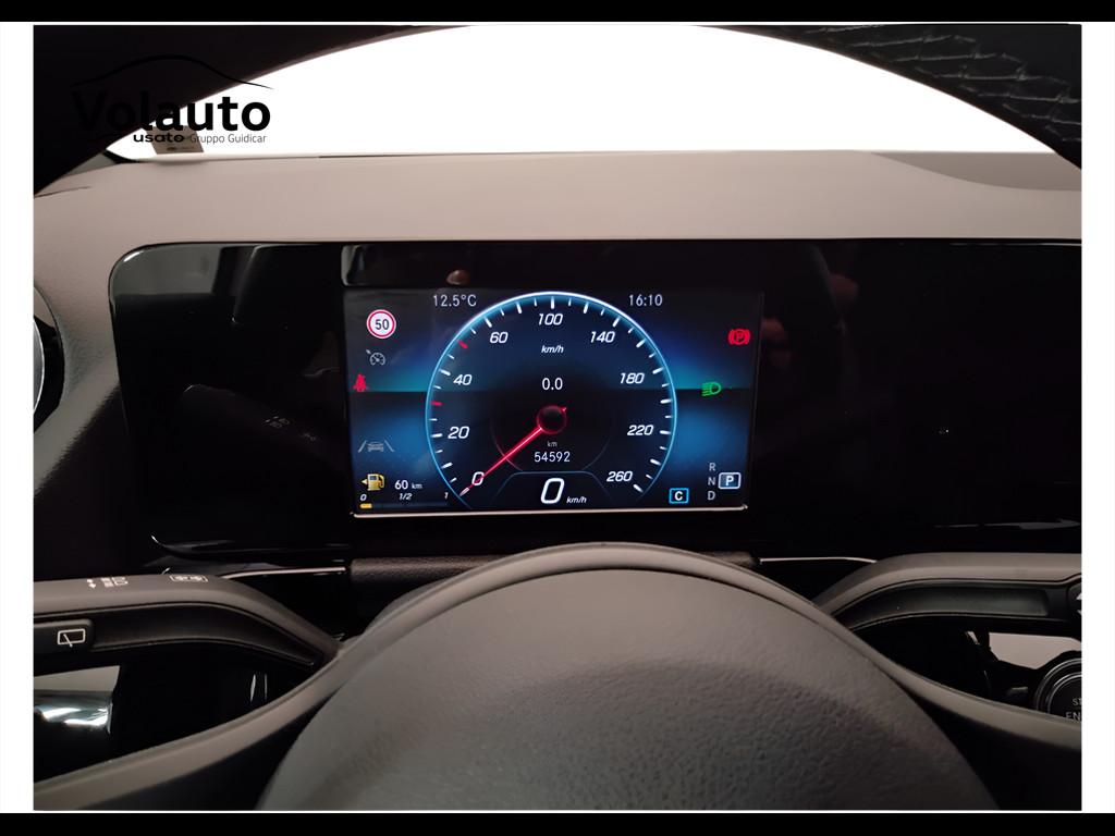 Mercedes-Benz GLA-H247 2020 - GLA 180 d Sport auto