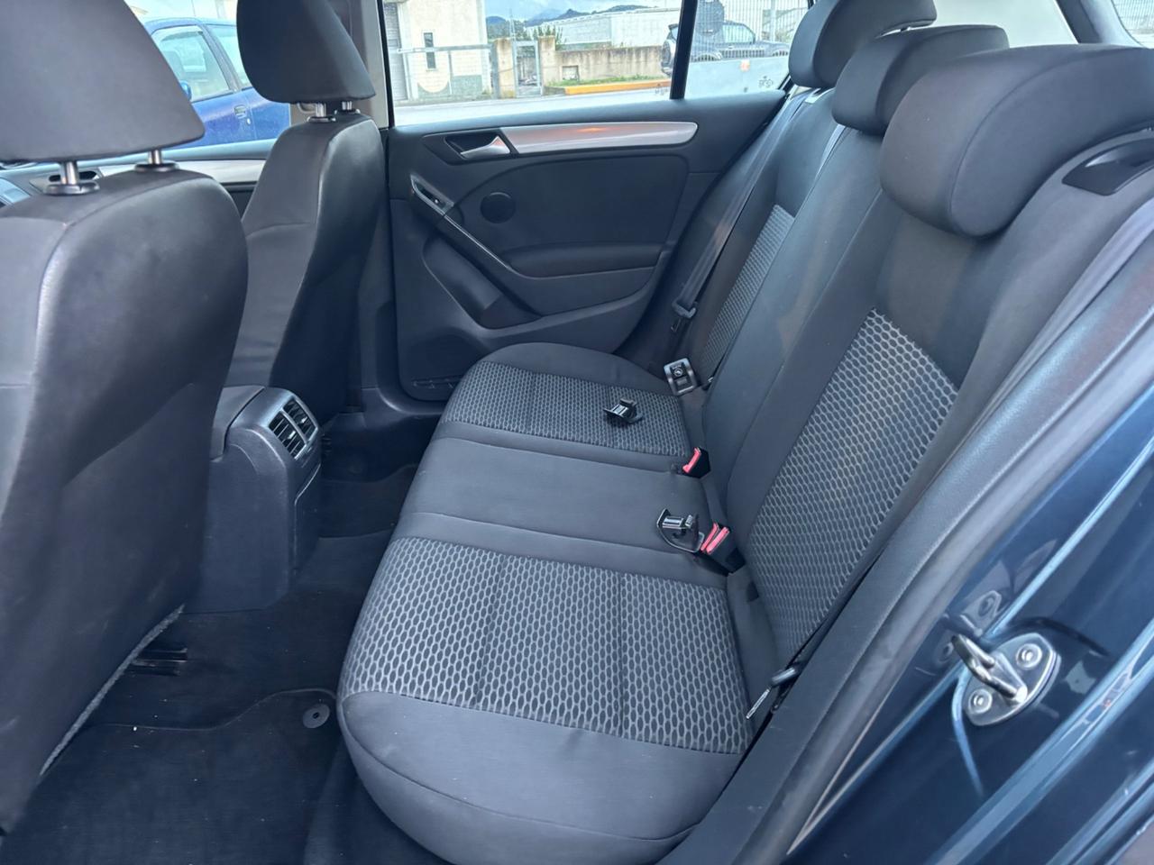 Volkswagen Golf 2.0 TDI 110cv