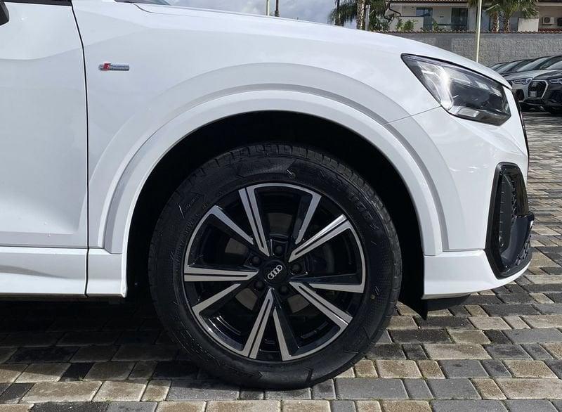 Audi Q2 Identity Black 2.0 TDI 116CV 30 Gancio Traino