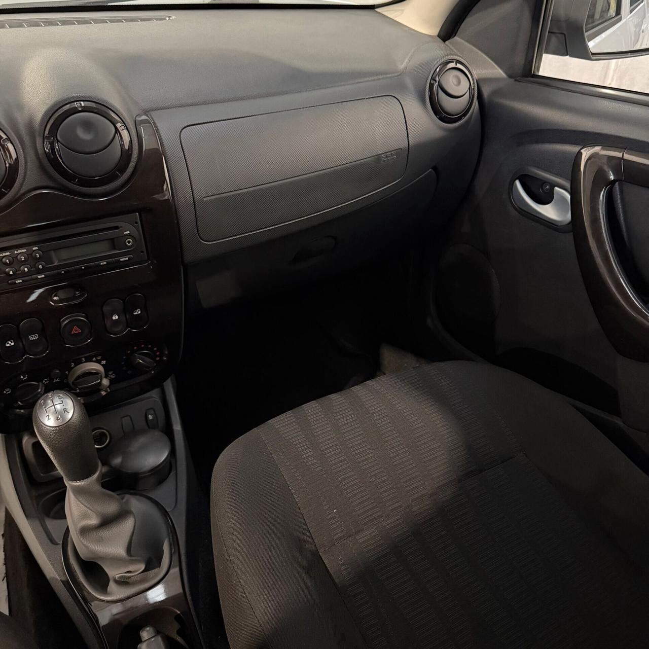 Dacia Duster 1.6 110CV 4x2 NEOPATENTATI