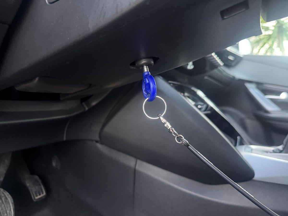 PEUGEOT - 2008 - BlueHDi 100 S&S Allure