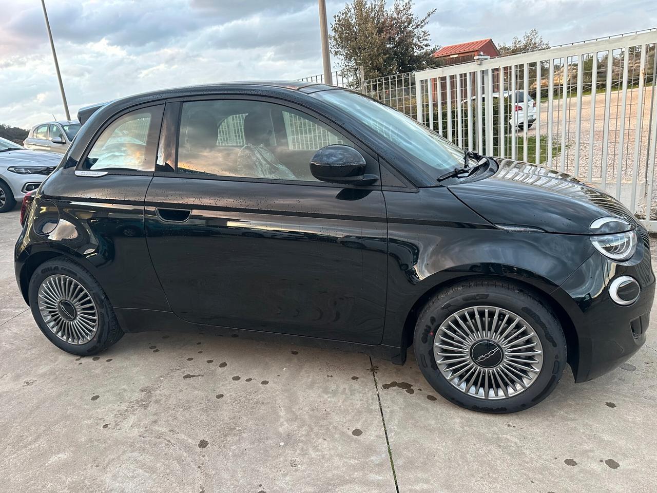 Fiat 500 Berlina Hybrid Torino (NUOVA)