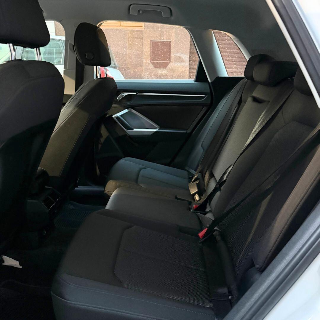 Audi Q3 35 TDI S tronic Business Advanced