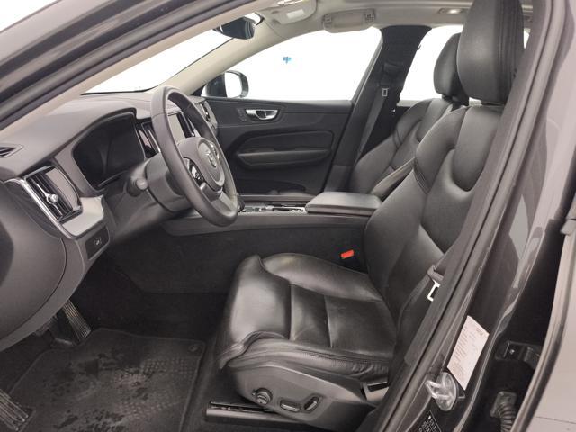 VOLVO XC60 2.0 b4 Plus Dark awd auto