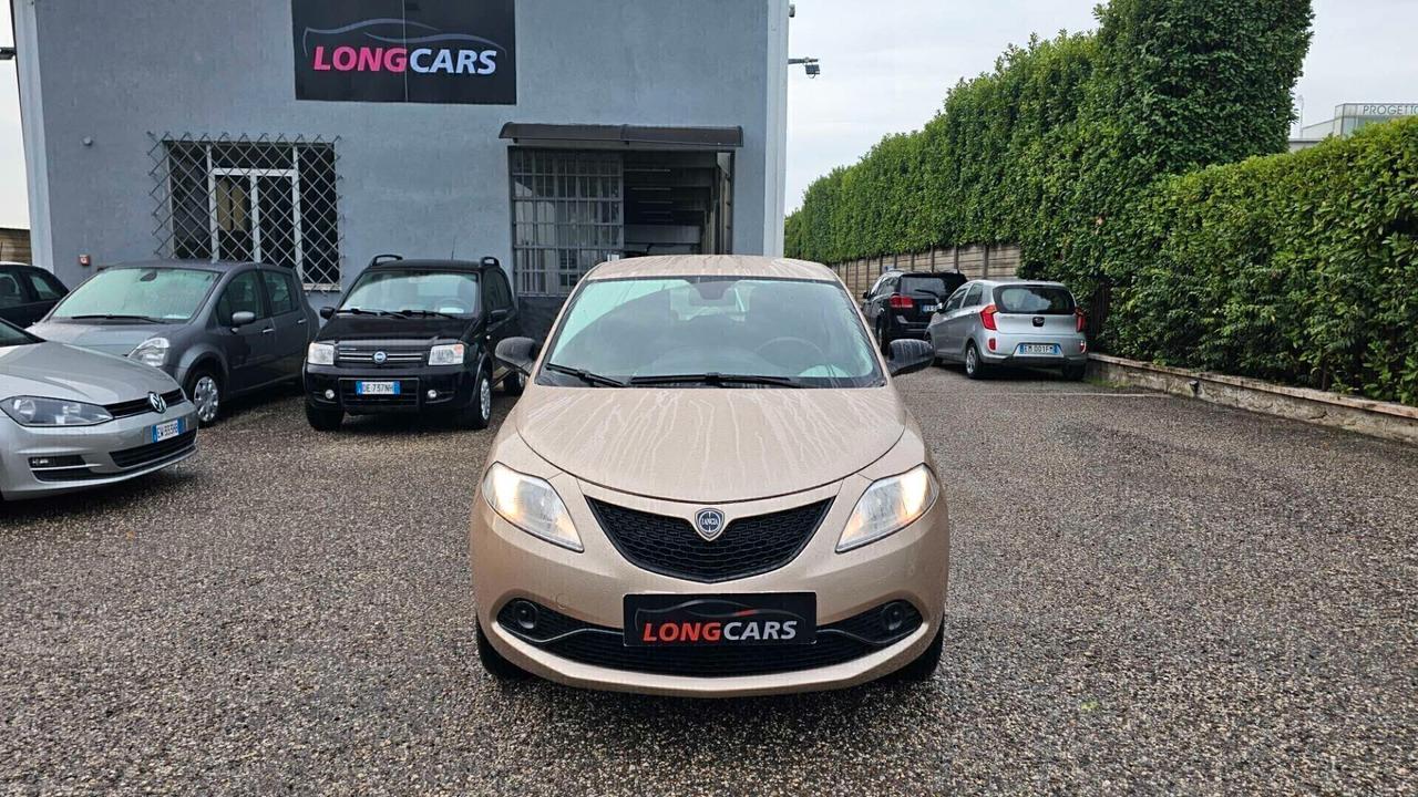 Lancia Ypsilon 0.9 TwinAir 5 porte Metano Ecochic Gold Neopatentati