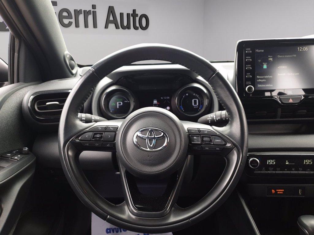 TOYOTA Yaris 1.5h style del 2021