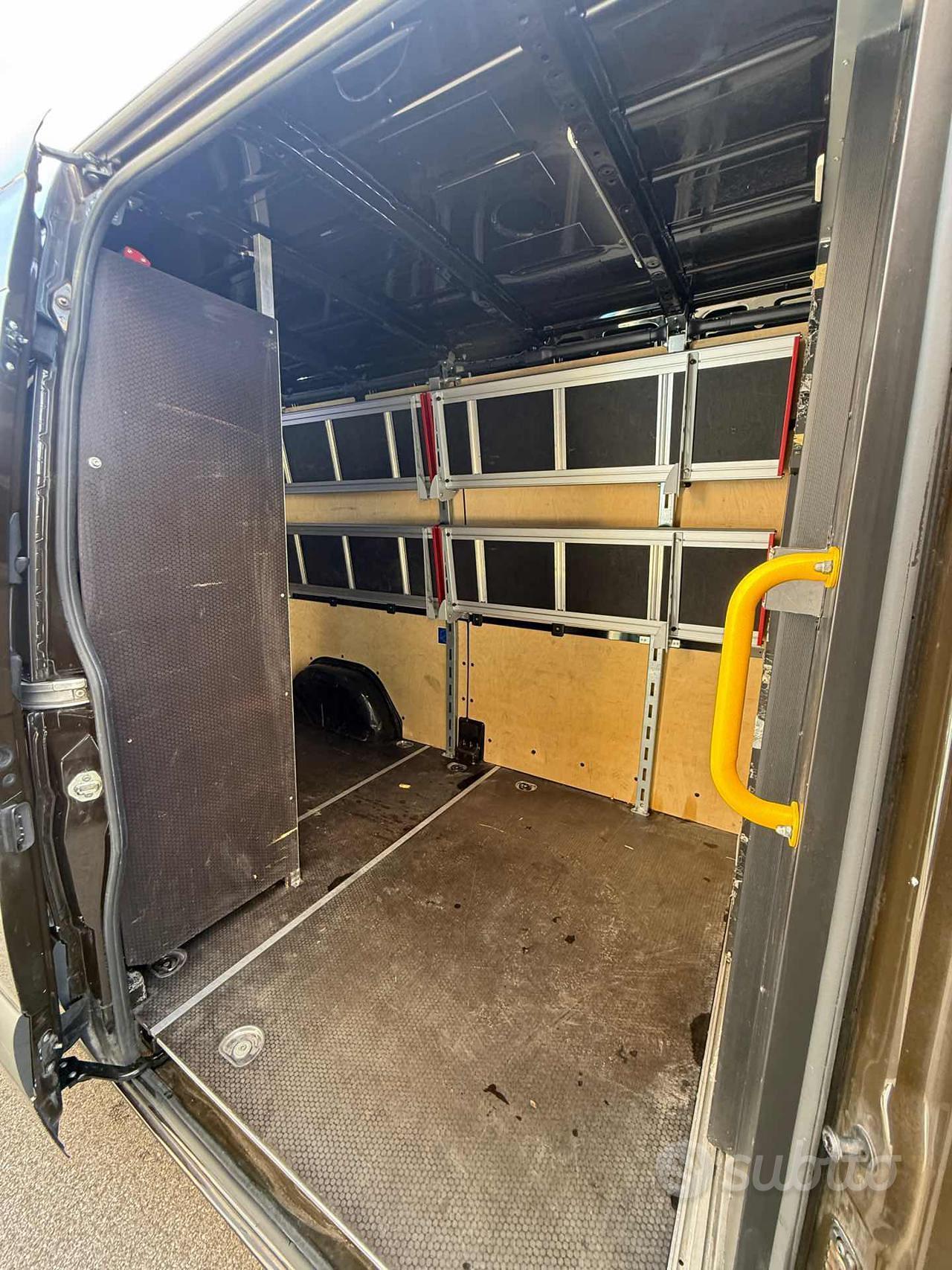 MERCEDES-BENZ Sprinter F39/33 311 CDI FWD TA Fur