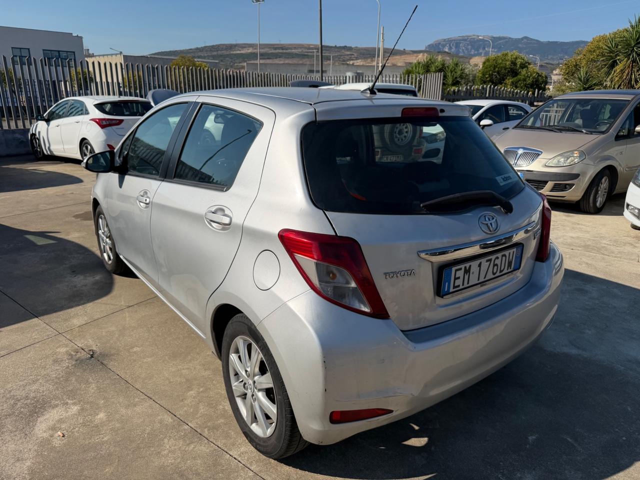 Toyota Yaris 1.4 D-4D 5 porte Active