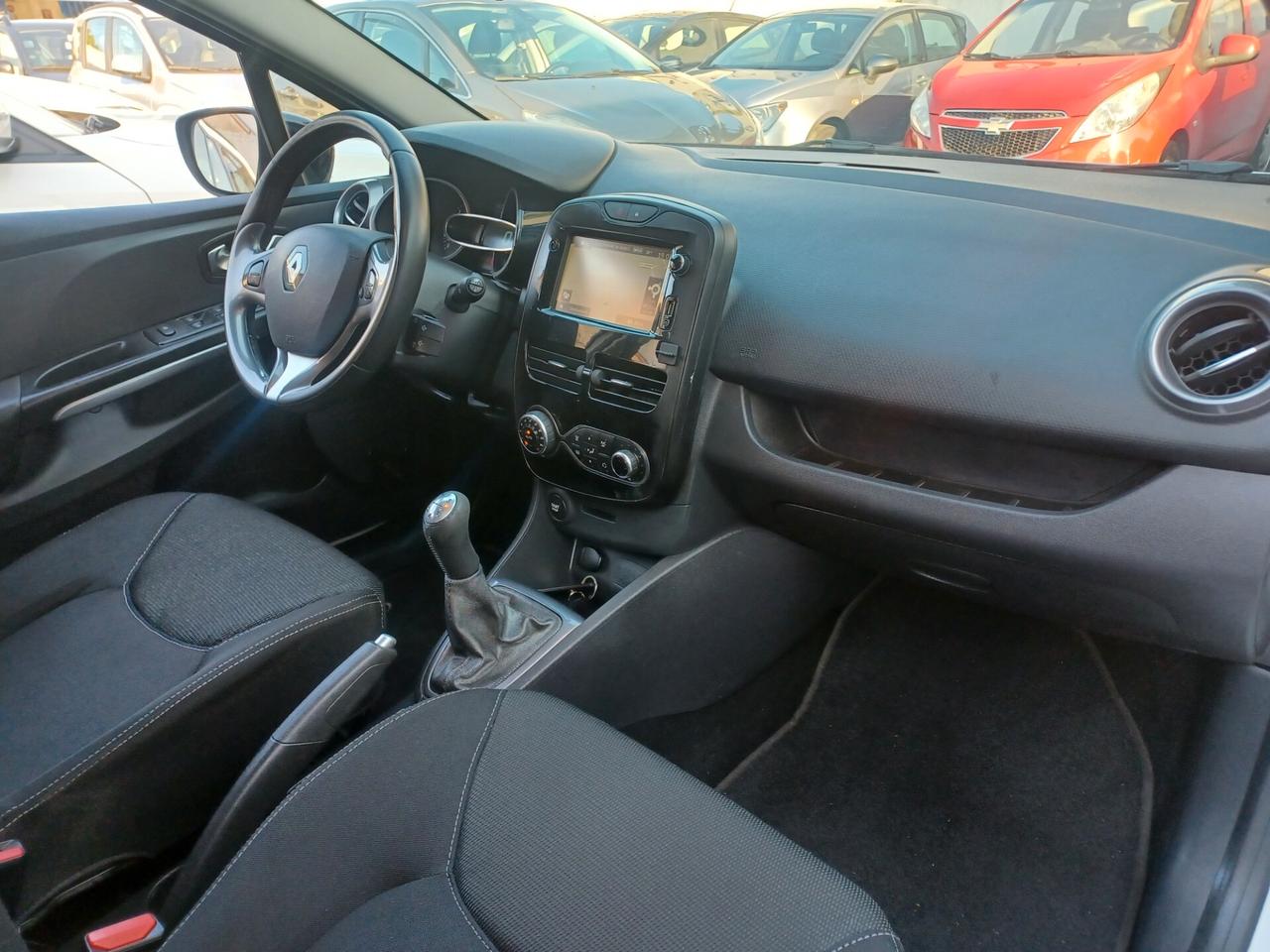Renault Clio 1.5 DCI COSTUME NATIONAL