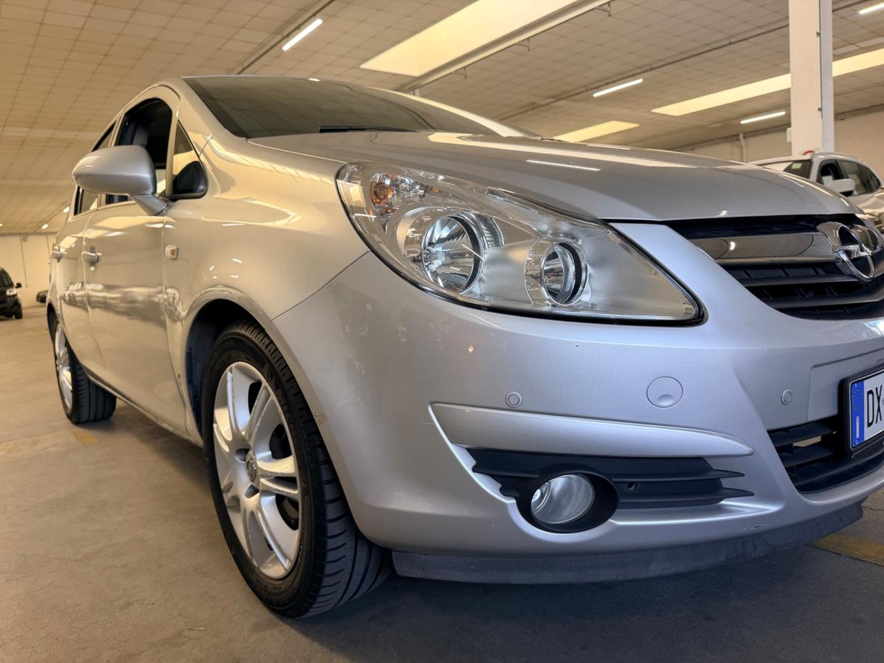 Opel Corsa 1.2 80CV 5 porte GPL-TECH Enjoy
