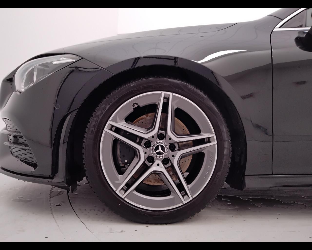 Mercedes-Benz CLA Sh.Brake - X118 - CLA Shooting Brake 200 d Premium auto