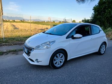 Peugeot 208 anno 2015 X Neopatentati KM CERTIFICATI