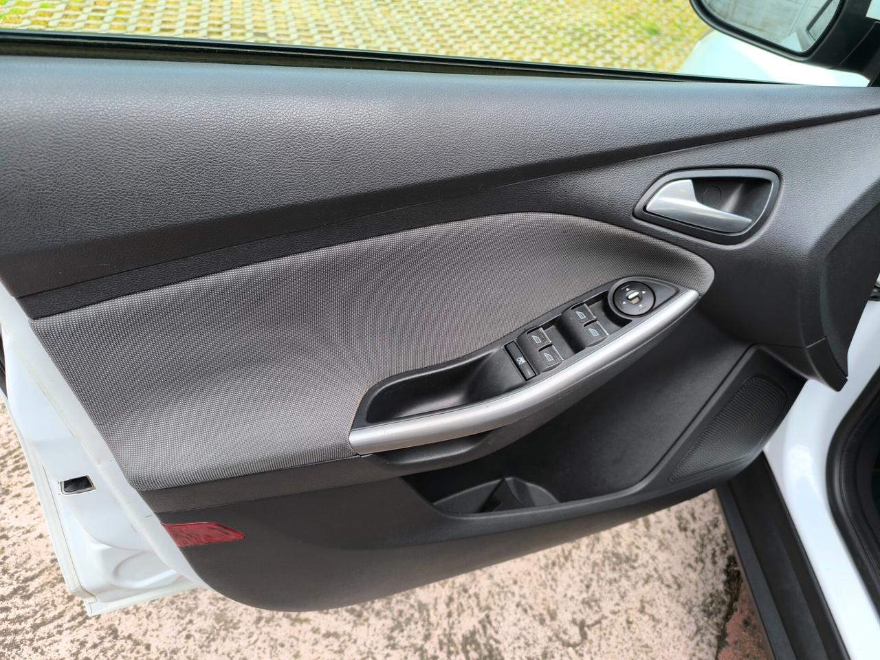 Ford Focus 1.6 TDCi 115 CV SW Titanium